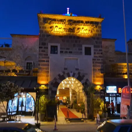 Hotel Kanuni Kervansaray Historical