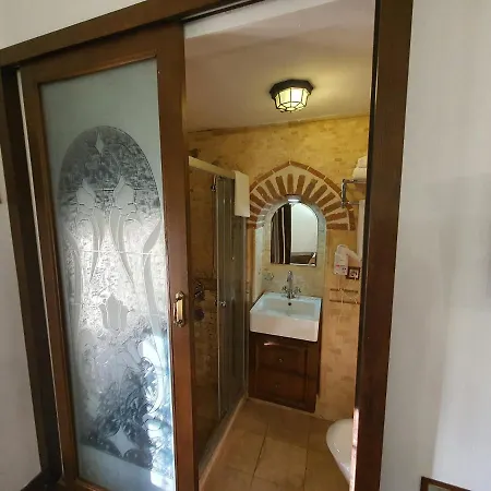 Kanuni Kervansaray Historical Кешме