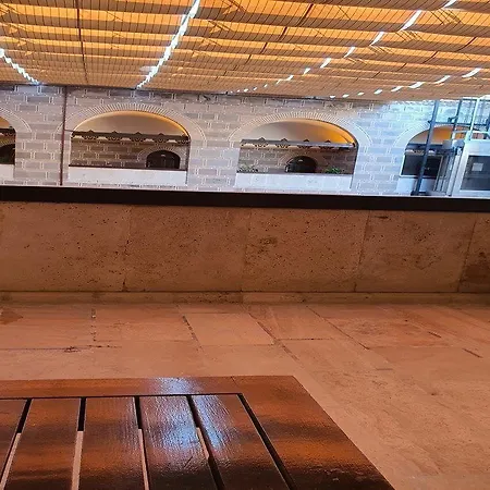 Kanuni Kervansaray Historical Кешме