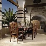 Kanuni Kervansaray Historical Hotel Çeşme