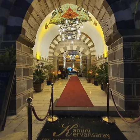 Hotel Kanuni Kervansaray Historical Cesme
