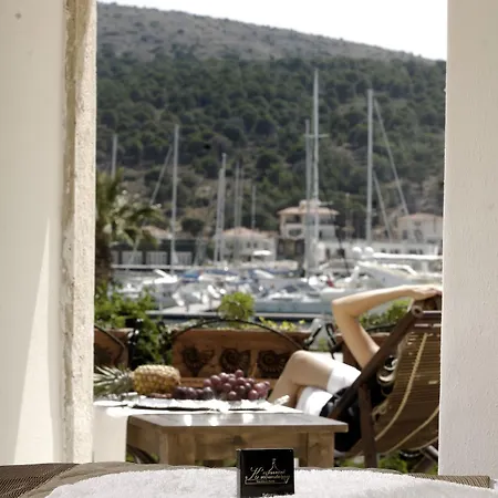 Hotel Kanuni Kervansaray Historical Cesme
