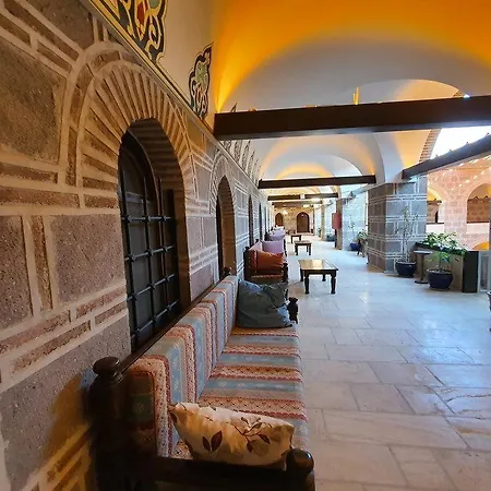 Kanuni Kervansaray Historical Ξενοδοχείο 5*