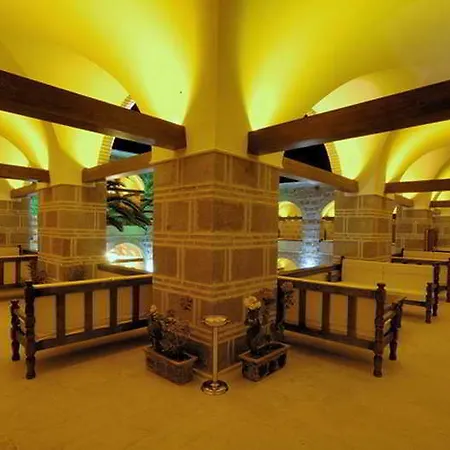Kanuni Kervansaray Historical Hotel Cesme