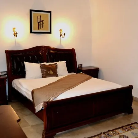 Hotel Kanuni Kervansaray Historical Cesme