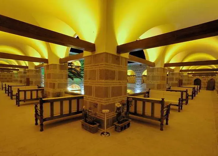 Kanuni Kervansaray Historical Hotel Çeşme